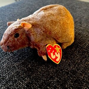 Tiptoe 1999 with tags